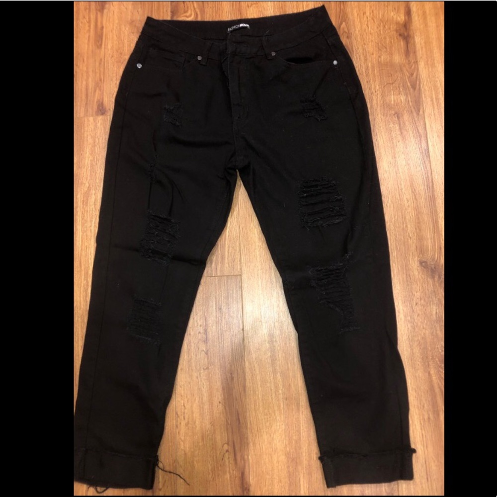 Ripped Boyfriend Jeans